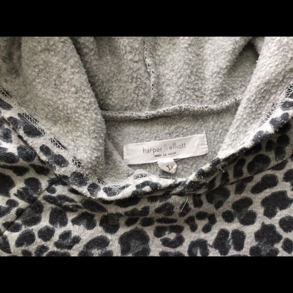 Animal print matching jogger set - Picture 2 of 10